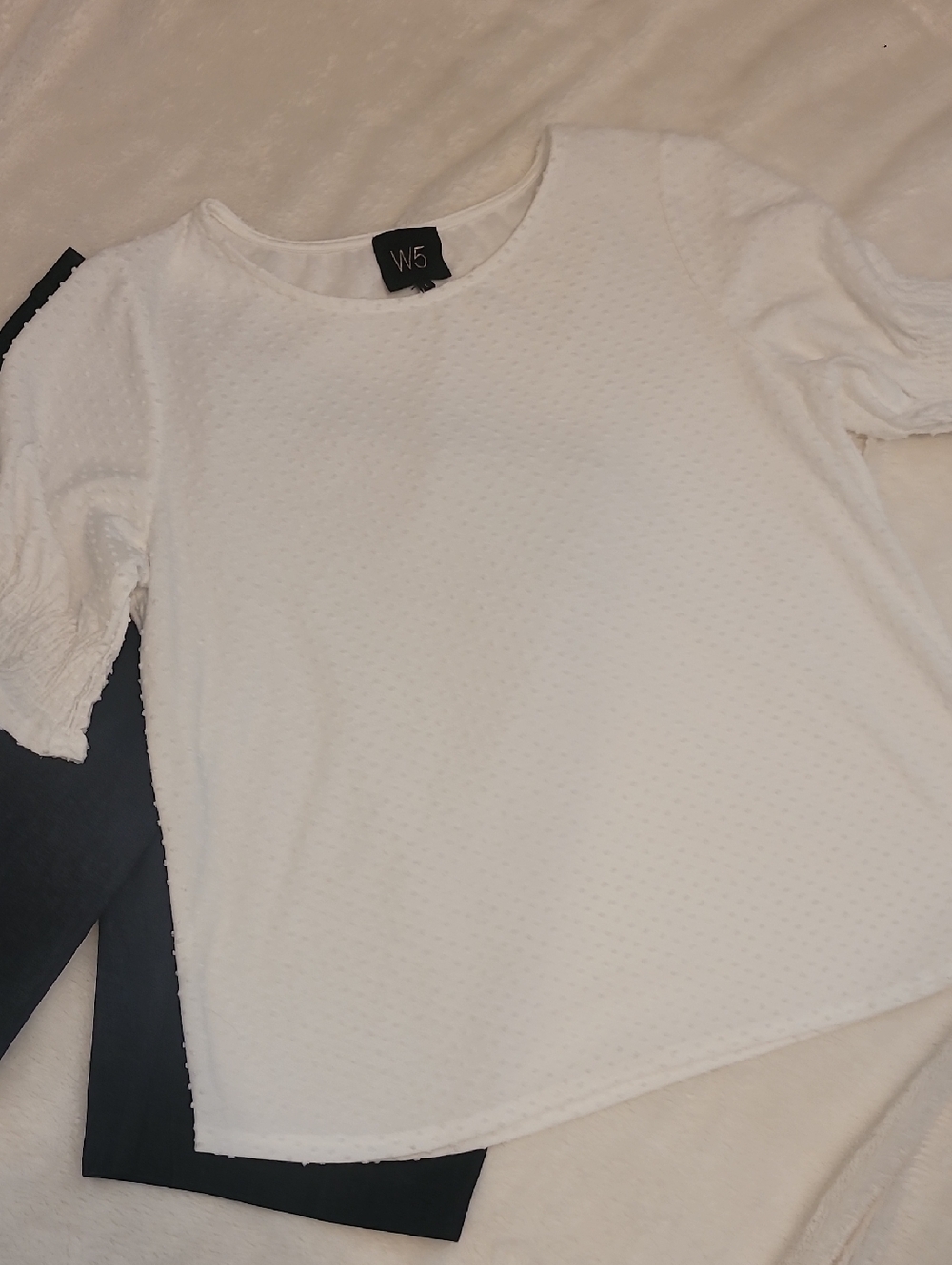 W5 White Textured Short Sleeve Blouse